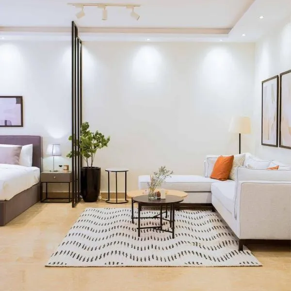 Homtel Residence AUC South 90s